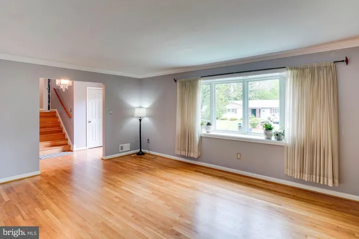 1325 N Ivanhoe St, Alexandria, Virginia 22304