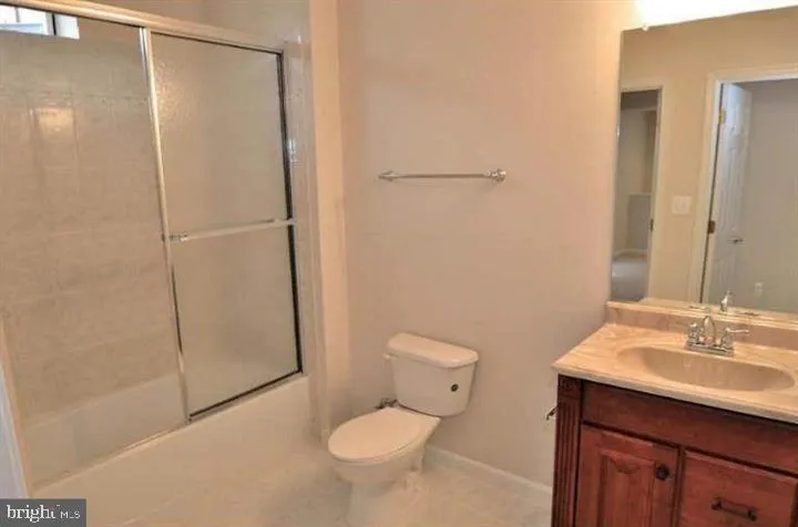 43319 La Belle Pl, Ashburn, Virginia 20147