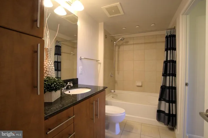 1021 N Garfield St #534, Arlington, Virginia 22201