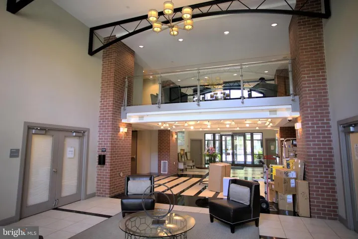 1021 N Garfield St #534, Arlington, Virginia 22201
