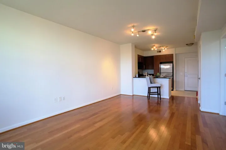 1021 N Garfield St #534, Arlington, Virginia 22201