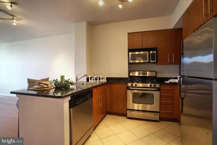 1021 N Garfield St #534, Arlington, Virginia 22201