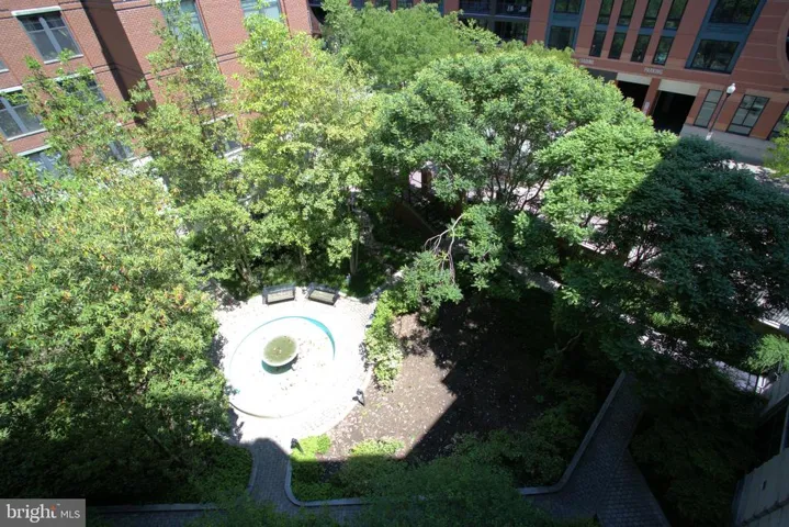1021 N Garfield St #534, Arlington, Virginia 22201