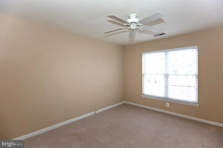42469 Regal Wood Dr, Brambleton, Virginia 20148