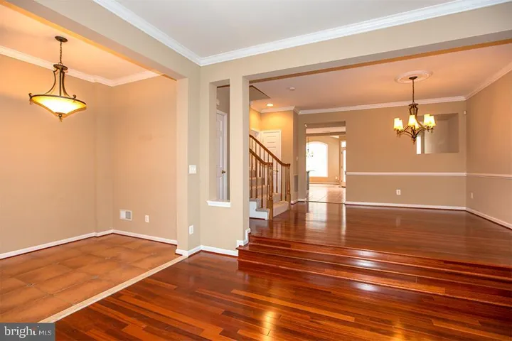 42469 Regal Wood Dr, Brambleton, Virginia 20148