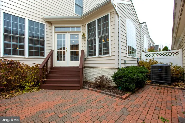 42469 Regal Wood Dr, Brambleton, Virginia 20148