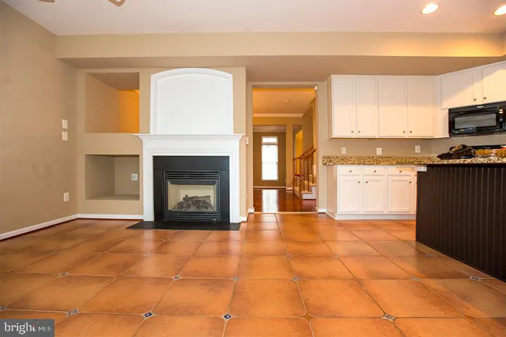 42469 Regal Wood Dr, Brambleton, Virginia 20148