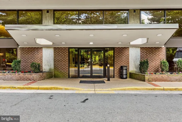 3800 Powell Ln #1125, Falls Church, Virginia 22041