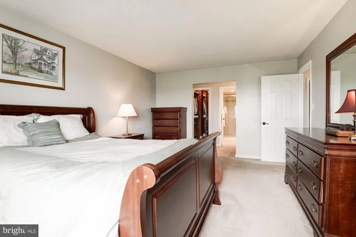 3800 Powell Ln #1125, Falls Church, Virginia 22041