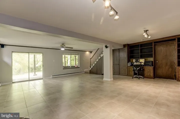 10136 Spring Lake Ter, Fairfax, Virginia 22030