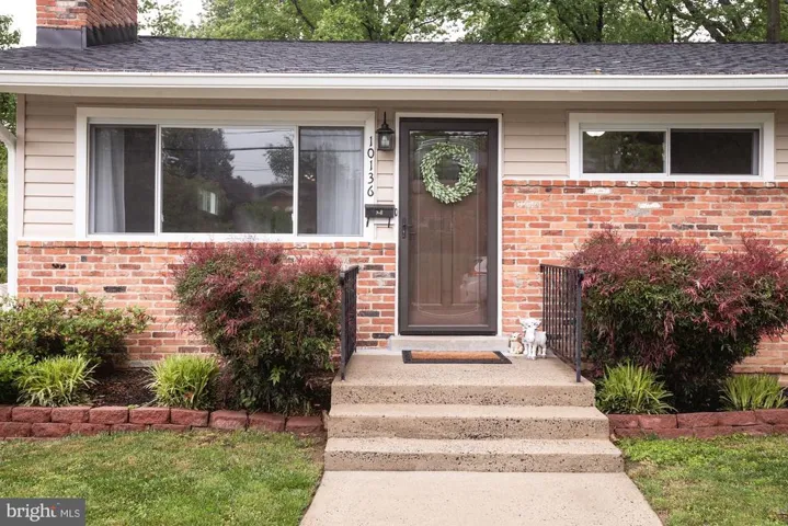 10136 Spring Lake Ter, Fairfax, Virginia 22030