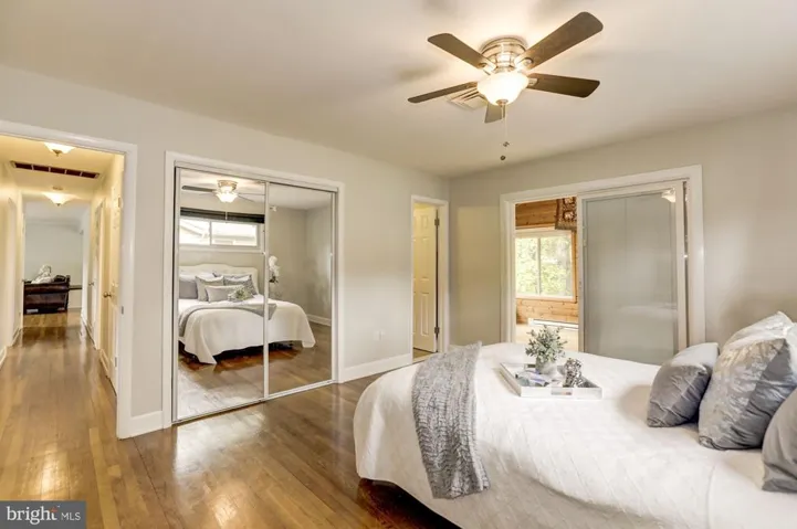 10136 Spring Lake Ter, Fairfax, Virginia 22030