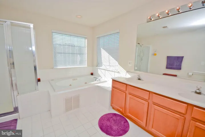 15308 Commitment Ct, Woodbridge, Virginia 22193
