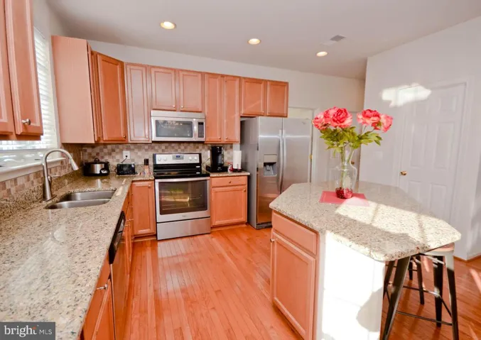 15308 Commitment Ct, Woodbridge, Virginia 22193
