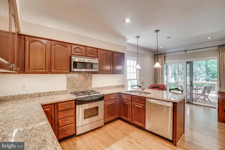 3817 Parkland Dr, Fairfax, Virginia 22033