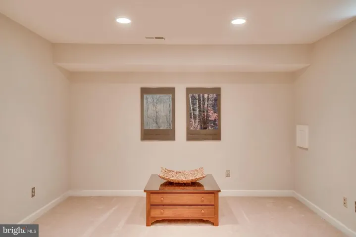 3817 Parkland Dr, Fairfax, Virginia 22033