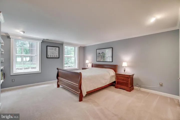3817 Parkland Dr, Fairfax, Virginia 22033