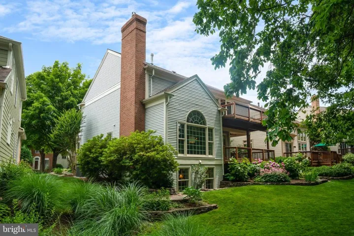 3817 Parkland Dr, Fairfax, Virginia 22033