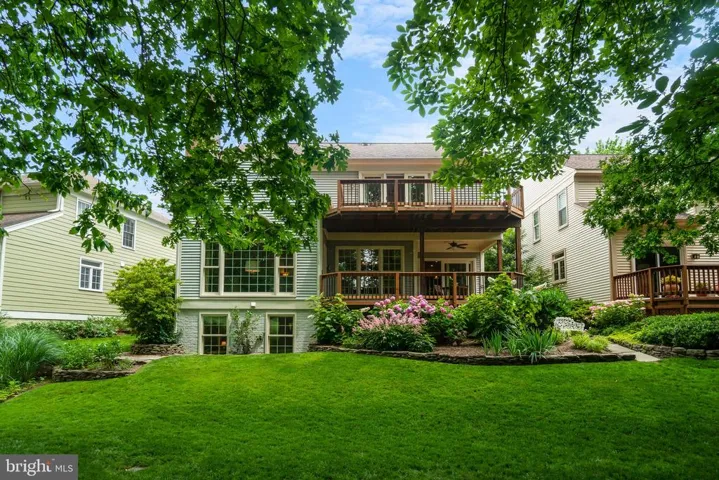 3817 Parkland Dr, Fairfax, Virginia 22033