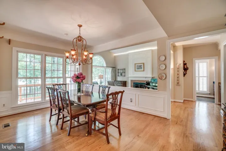 3817 Parkland Dr, Fairfax, Virginia 22033