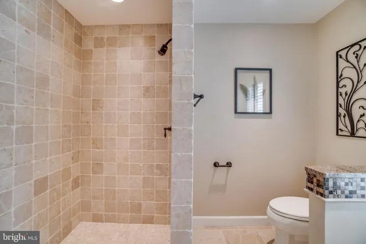 3817 Parkland Dr, Fairfax, Virginia 22033