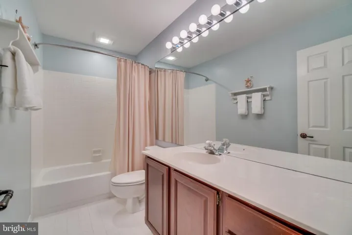 3817 Parkland Dr, Fairfax, Virginia 22033