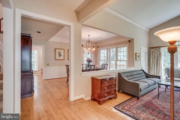 3817 Parkland Dr, Fairfax, Virginia 22033