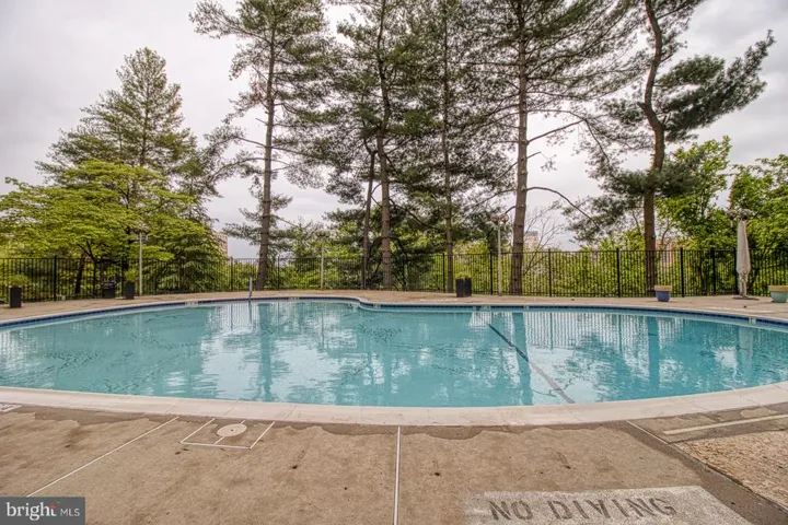 1101 S Arlington Ridge Rd #1001, Arlington, Virginia 22202
