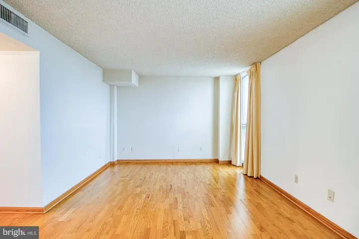 1101 S Arlington Ridge Rd #1001, Arlington, Virginia 22202