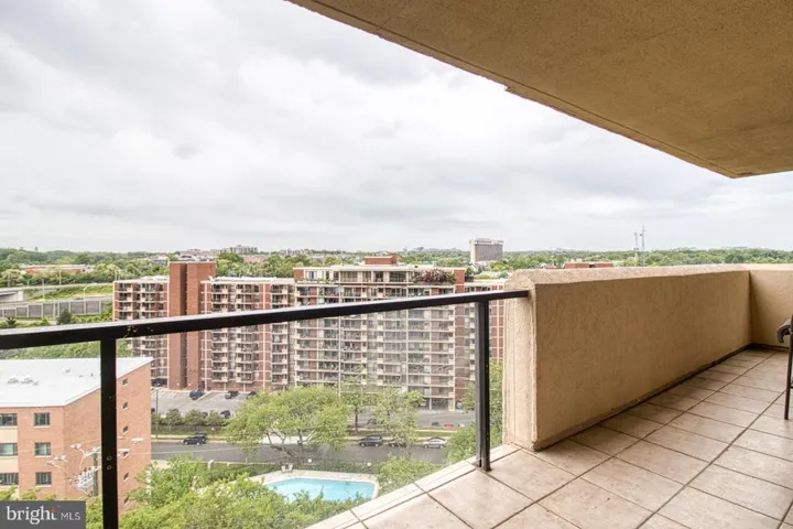 1101 S Arlington Ridge Rd #1001, Arlington, Virginia 22202