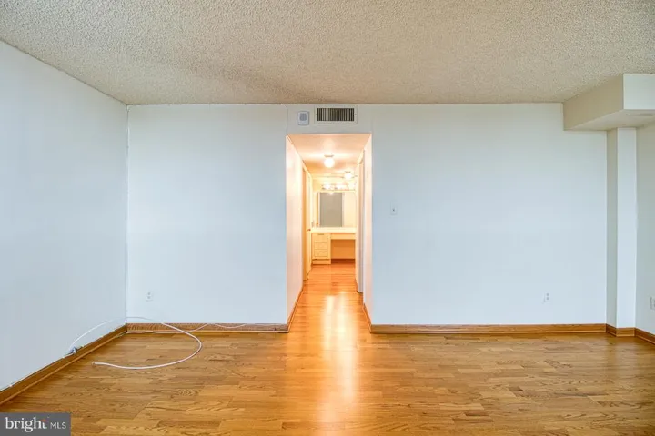 1101 S Arlington Ridge Rd #1001, Arlington, Virginia 22202
