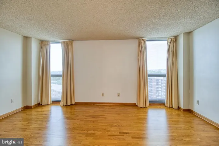 1101 S Arlington Ridge Rd #1001, Arlington, Virginia 22202