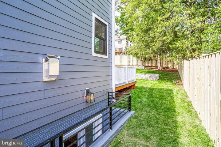 1720 N Quebec St, Arlington, Virginia 22207
