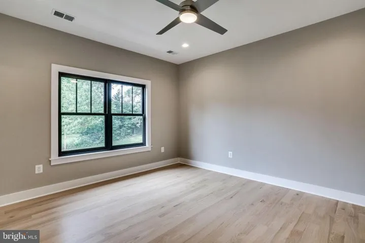 1720 N Quebec St, Arlington, Virginia 22207