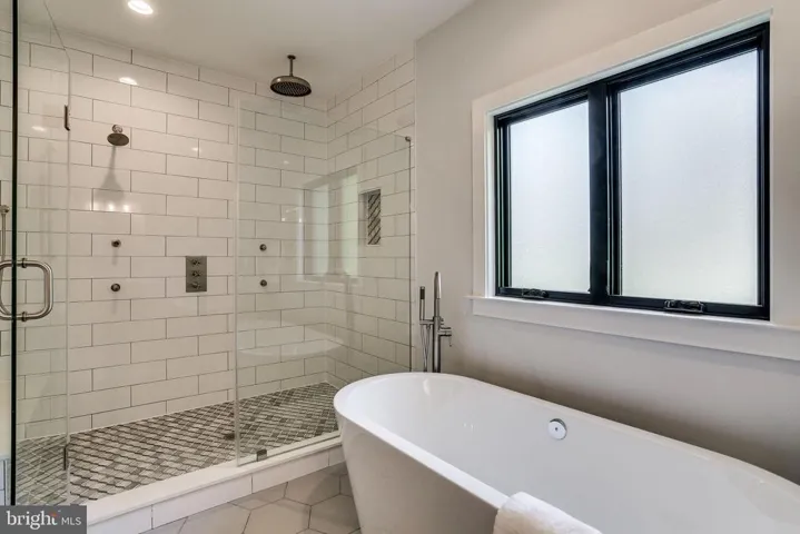 1720 N Quebec St, Arlington, Virginia 22207