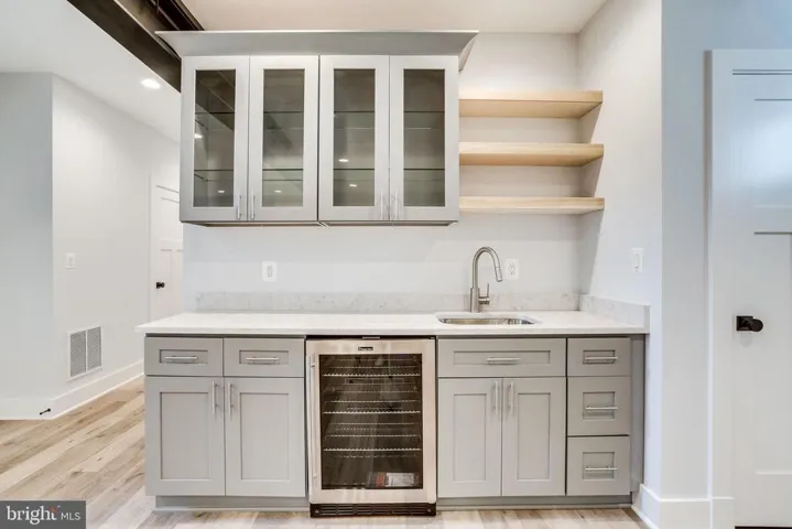 1720 N Quebec St, Arlington, Virginia 22207
