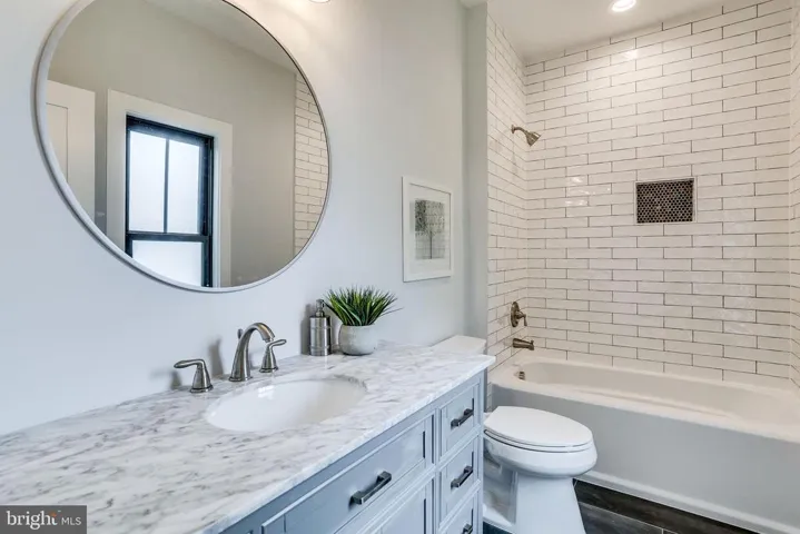 1720 N Quebec St, Arlington, Virginia 22207