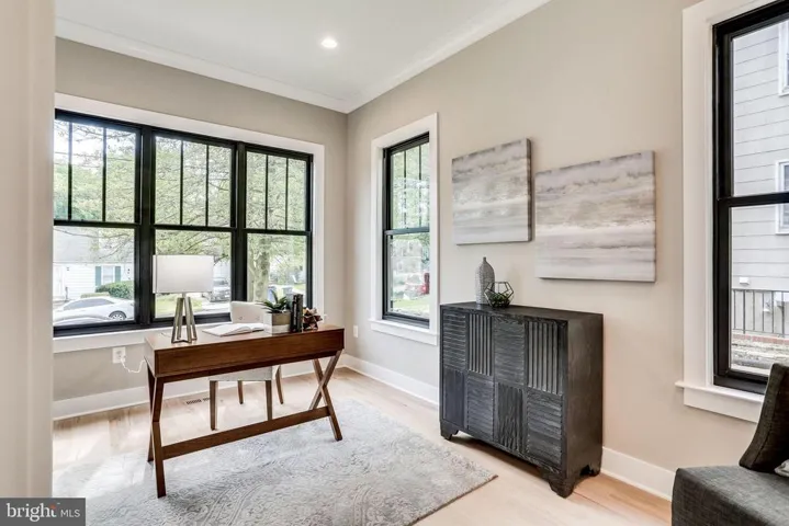 1720 N Quebec St, Arlington, Virginia 22207