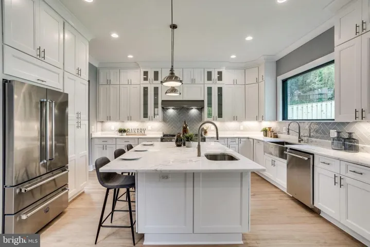 1720 N Quebec St, Arlington, Virginia 22207
