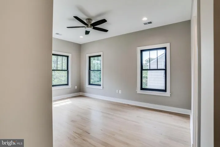 1720 N Quebec St, Arlington, Virginia 22207