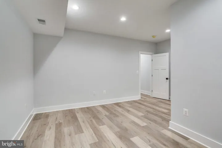 1720 N Quebec St, Arlington, Virginia 22207