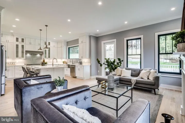 1720 N Quebec St, Arlington, Virginia 22207