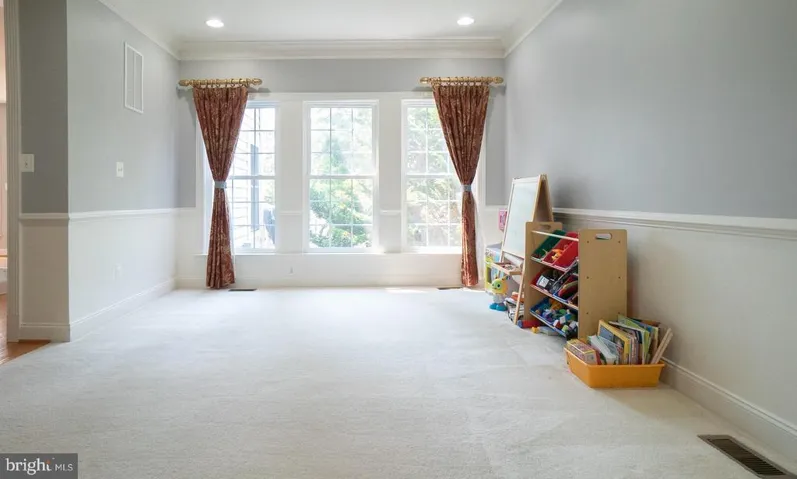 25671 Tremaine Ter, Chantilly, Virginia 20152