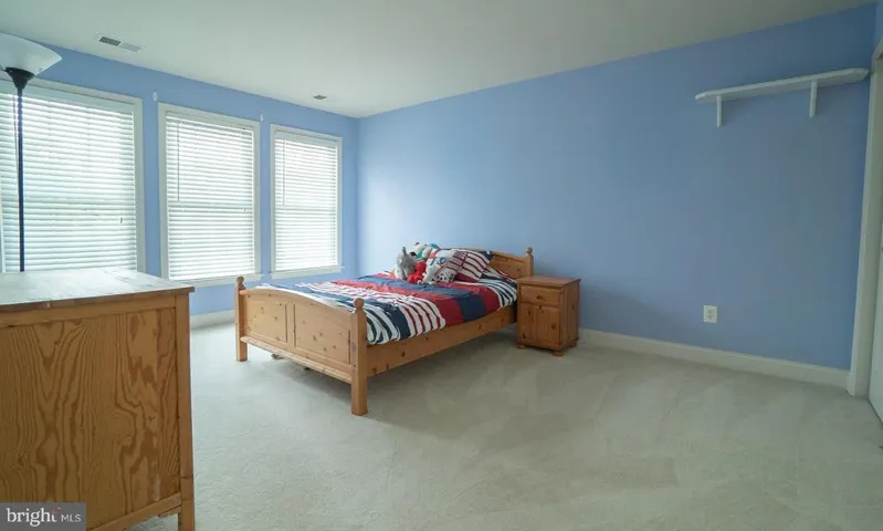 25671 Tremaine Ter, Chantilly, Virginia 20152