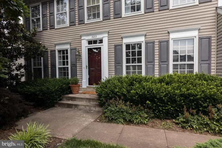 10213 Daylily Ct, Manassas, Virginia 20110