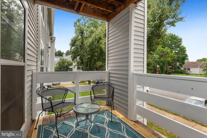 10302 Appalachian Cir #8-206, Oakton, Virginia 22124