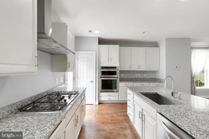 9558 Canonbury Sq, Fairfax, Virginia 22031