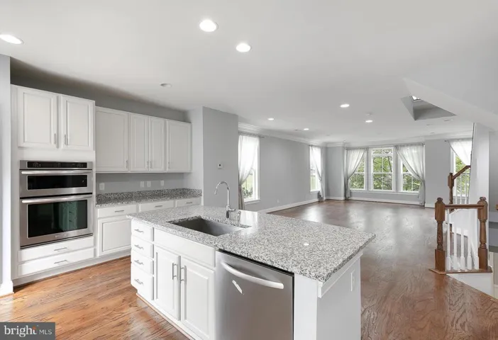 9558 Canonbury Sq, Fairfax, Virginia 22031