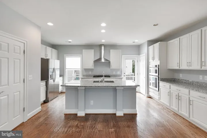 9558 Canonbury Sq, Fairfax, Virginia 22031