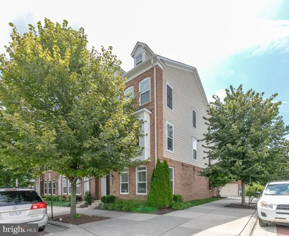 9558 Canonbury Sq, Fairfax, Virginia 22031